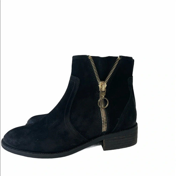 Steve Madden Distressed Suede Chance’s Ankle Boot - Picture 3 of 9